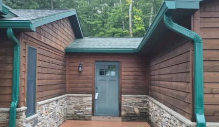 Seamless Gutter Installation & Repairs